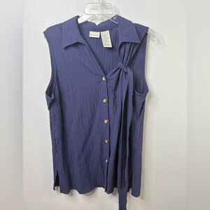 White Stag XL(16-18) Sleeveless Button Up Top With Belt